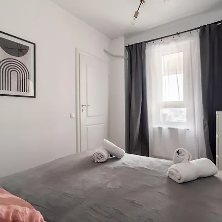 Bliss At Address Апартаменти *